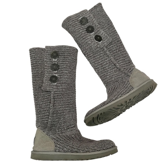 UGG Shoes - UGG Classic Carry II Knit Boot in Grey Size 9